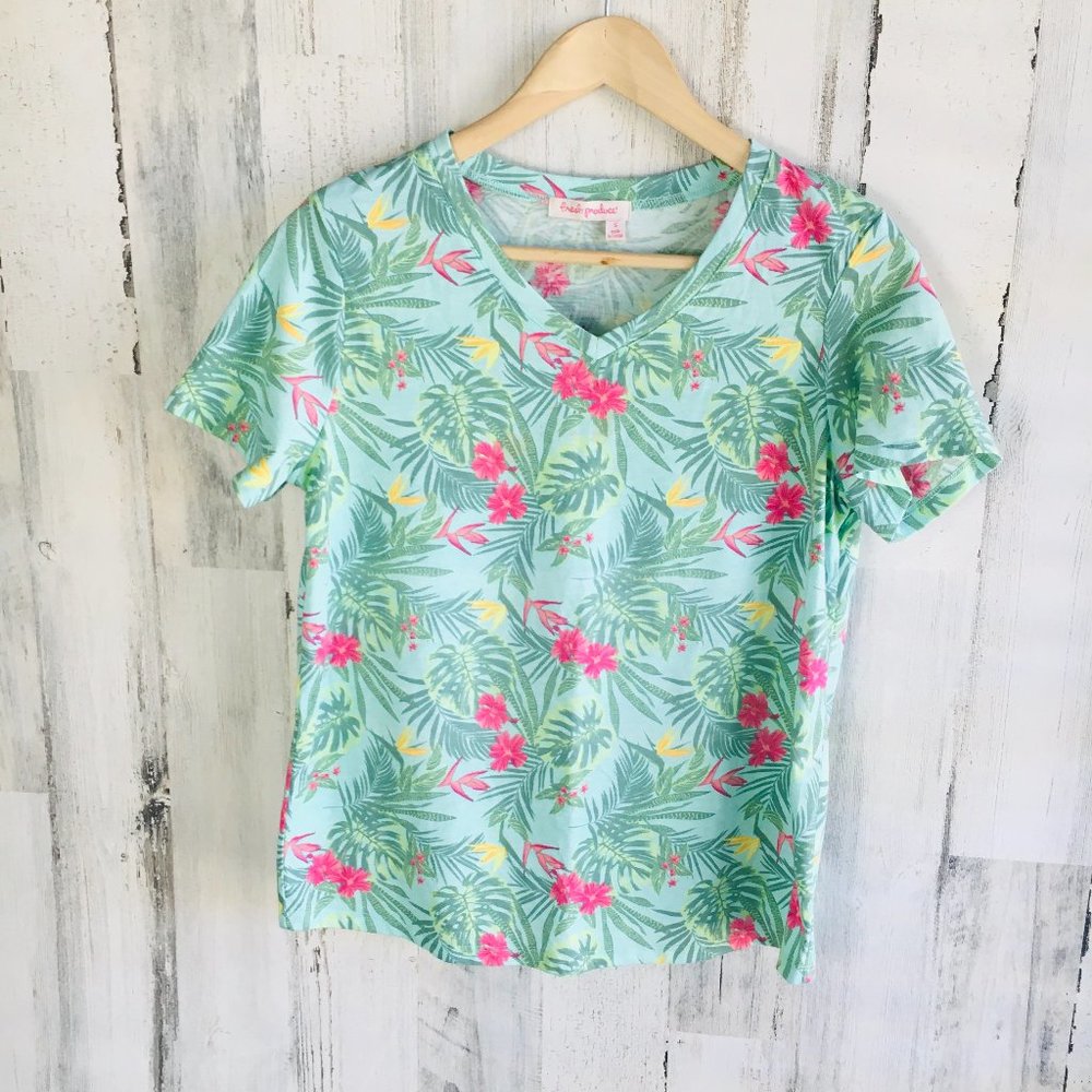 NWOT Fresh Produce Seaglass Jungle Haven V-Neck Top Floral Tropical Tee S